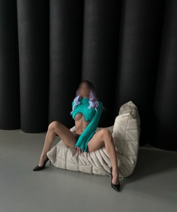 Сладкая кошечка приглашает в гости щедрого джентльмена. Я создана для того, чтобы доставить тебе радость и удовольствие. Нетабачное и чистоплотное обслуживание. 10412, 20 лет